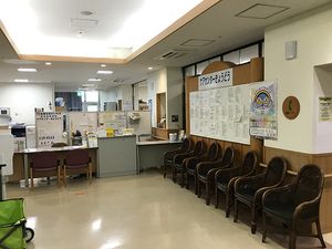 情報掲示板のあるロビー  