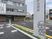 病院前の駐車場外観  