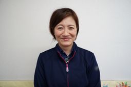 スタッフの笑顔のポートレート