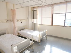 日差しが入る居室  