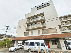 病院の外観  