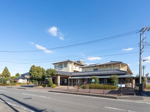 親しみやすい建物の外観