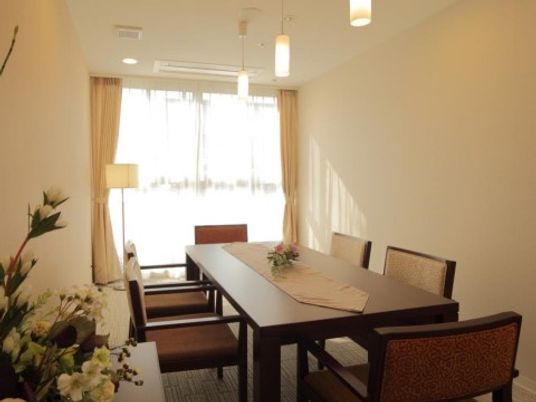 明るいダイニングルーム