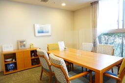 暖かみのある会議室