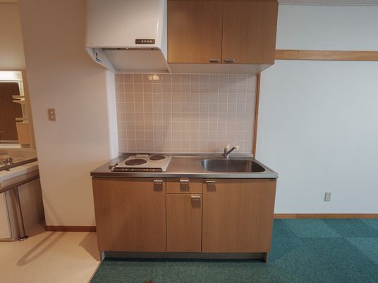 シンプルな調理スペース