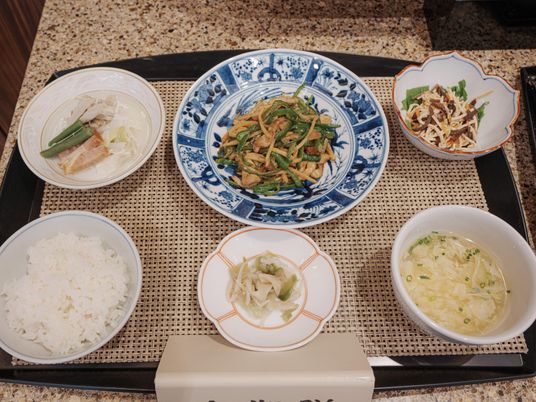 バランスの良い食事内容