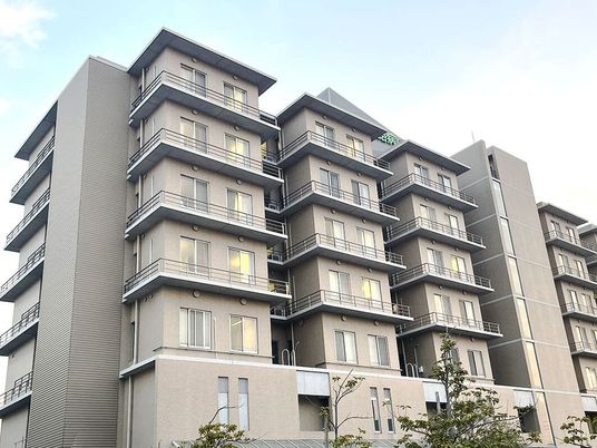 外観の建物正面  