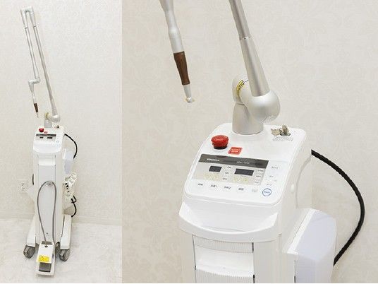 機能訓練機器のある室内  