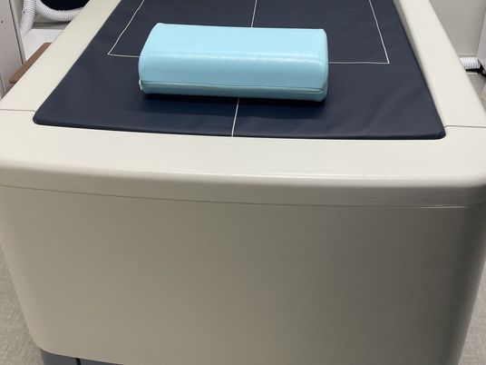 訓練用ベッド  