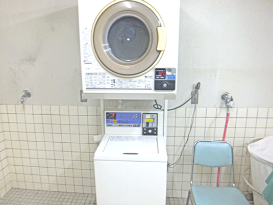 コインランドリー  