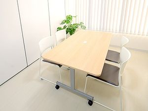 明るい多目的室  