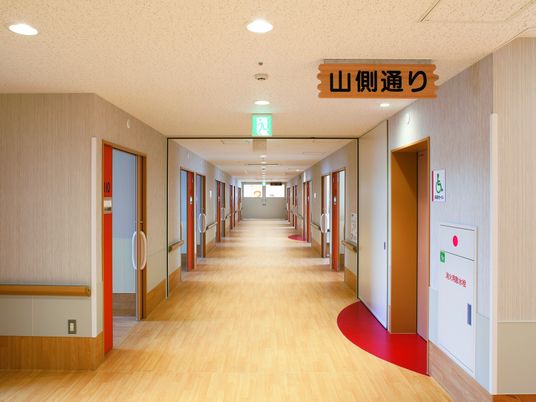 明るい廊下  