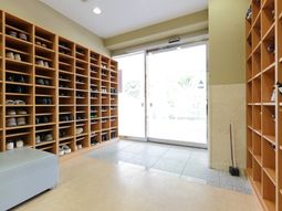 清潔な玄関エリア