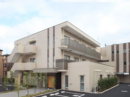 清潔感のある建物の外観