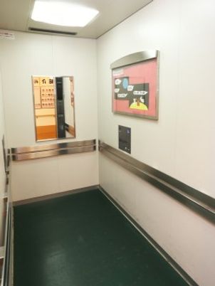 エレベーターの内覧