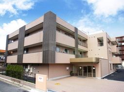 整った外観の建物