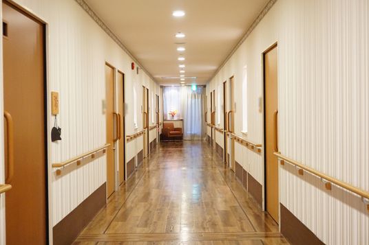 清潔感のある廊下