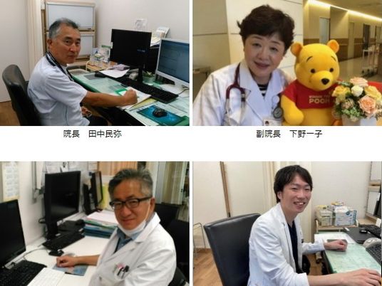 スタッフのデスク作業  