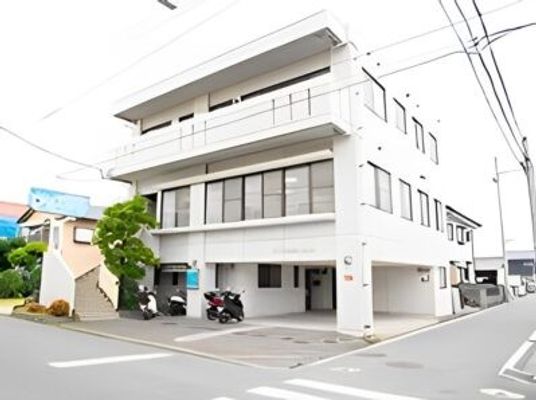 外観の建物正面  