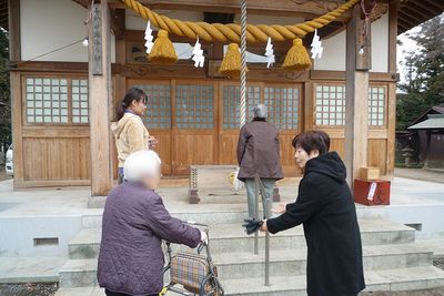 和やかな雰囲気の中庭