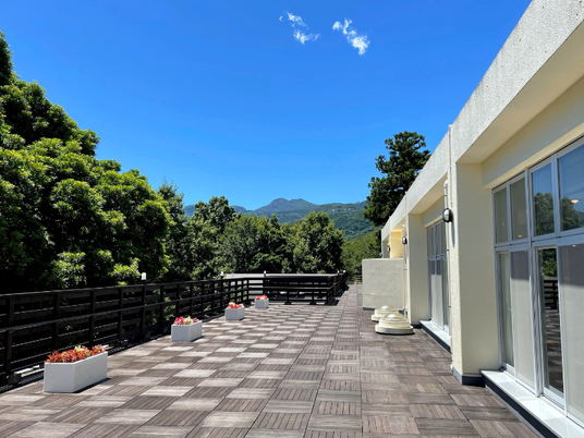 広がるテラス風景