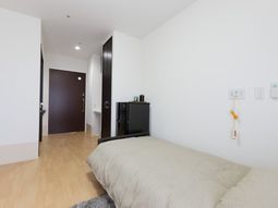 清潔な居室の内観