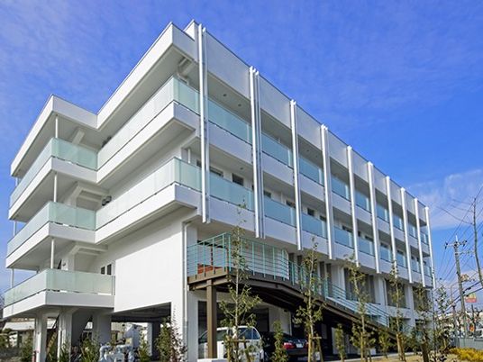 施設外観の建物  