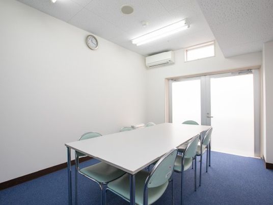 打ち合わせ用の部屋  