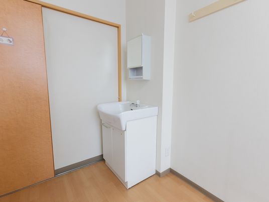 洗面所の清潔な空間