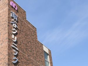 レンガ造りの外観  