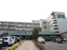 多階層の建物外観