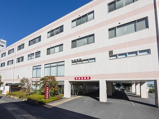 病院の外観  