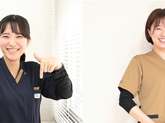笑顔のスタッフイメージ  