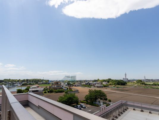 景色が広がるテラス