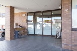 エントランス外観