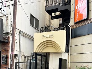 施設の外観入口  