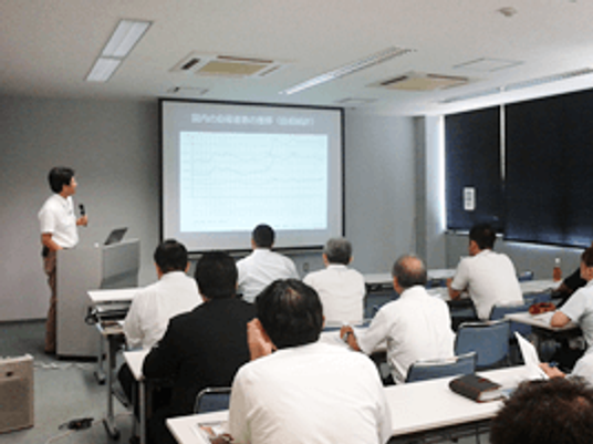 機能訓練の説明会の様子  