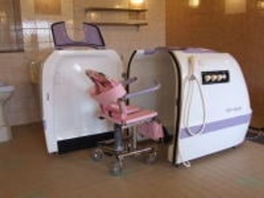 2台の設備がある浴室