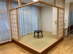 小さな和室