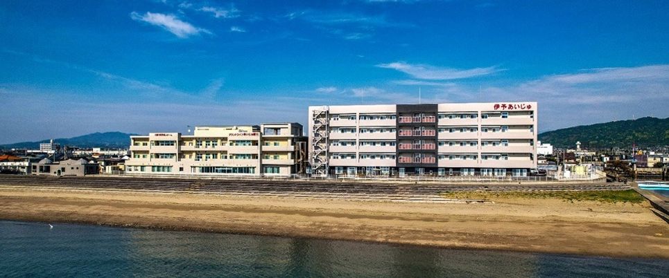 海辺の建物の外観