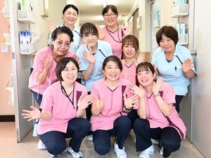 笑顔のスタッフたち