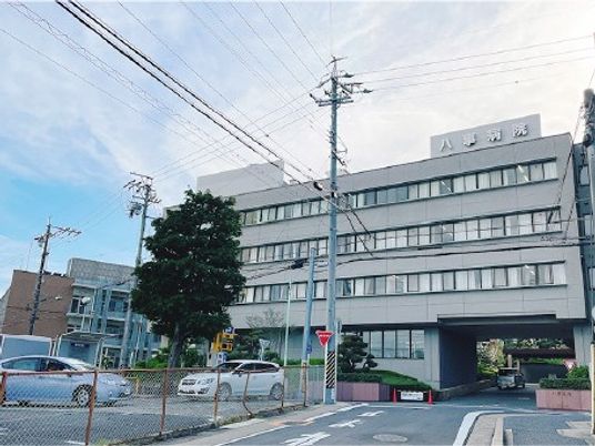病院の建物外観  