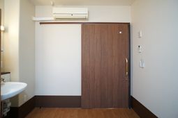 清潔な居室の角部分