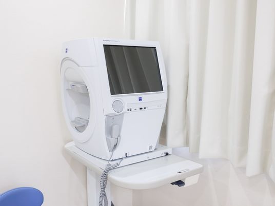 視力検査機のある部屋  