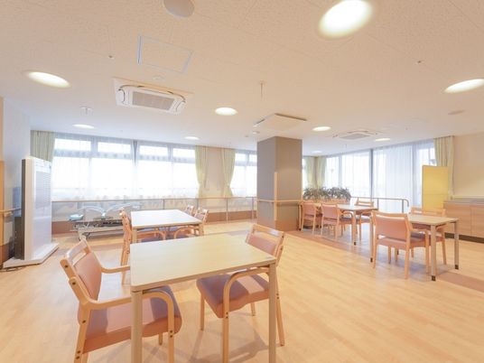 明るい食堂  