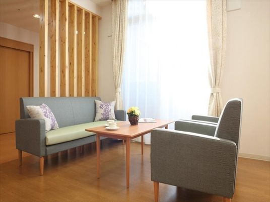 明るい居心地の良いリビング