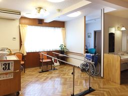 機能訓練室のインテリア