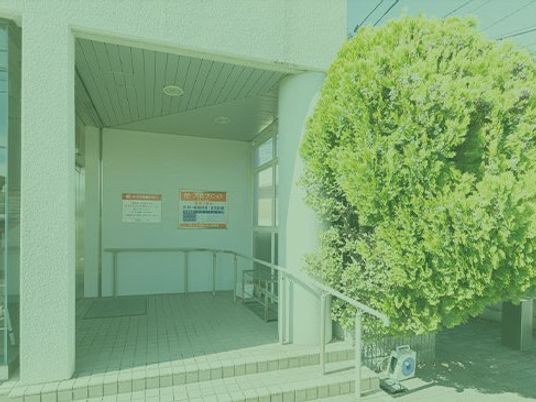 施設の出入口  
