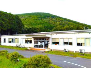 山あいの平屋外観  