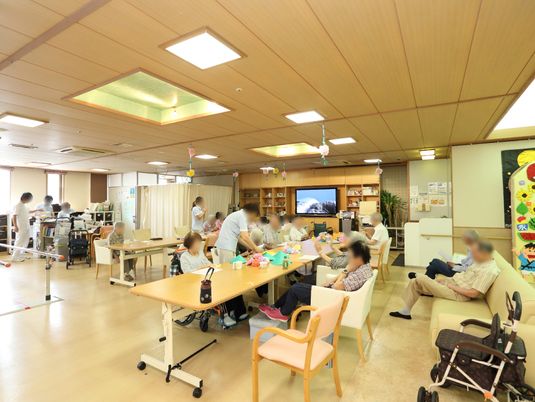 多様な活動の食堂
